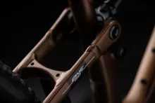 MERIDA ONE-SIXTY 700 Silk Bronze(Black/White) LONG