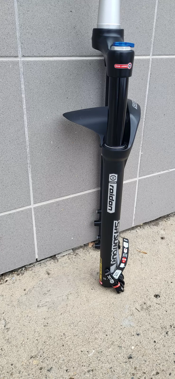 Vidlice Suntour 32 Raidon 100 LOR DS 29" Tapered Boost,černá matt