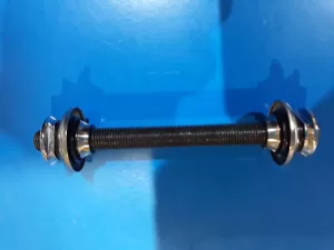 Náboje - osy přední