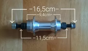 Obuté zapletené kolo na kárku 23x2