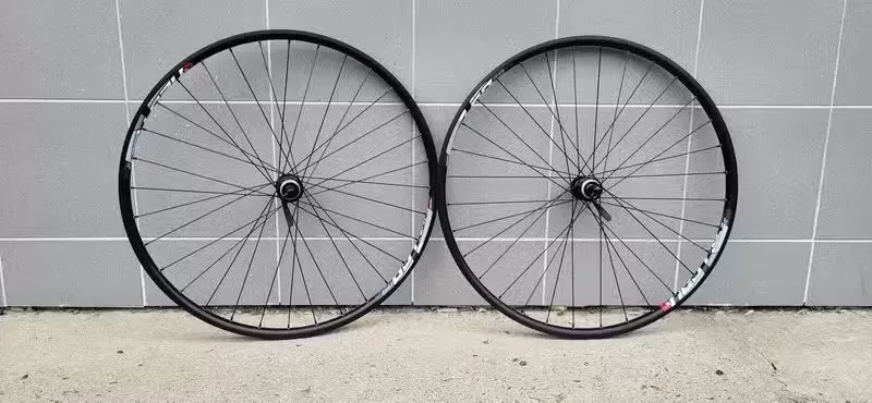 ZAPLETENÁ KOLA 29 P+Z SHIMANO