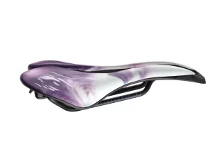 Sedlo SMP EVO 30 C Liquid Stone White/Purple