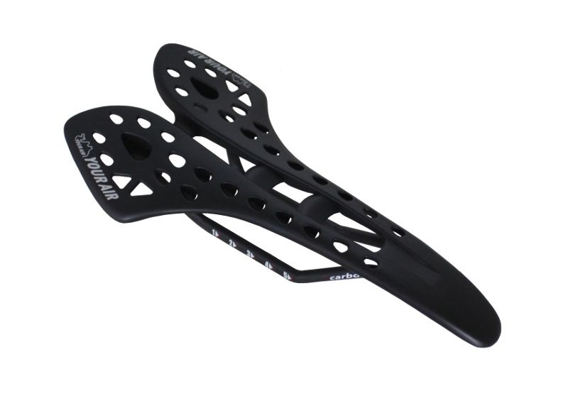 Sedlo YOUR AIR JH60 carbonové ližiny černé matné